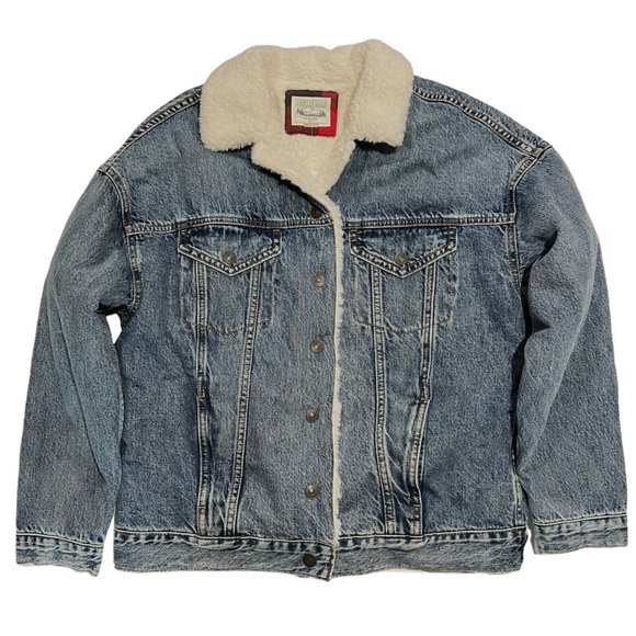 American Eagle Outfitters Jackets & Blazers - NWT AMERICAN EAGLE Denim Jacket Sz MEDIUM Sherpa Lined #872547